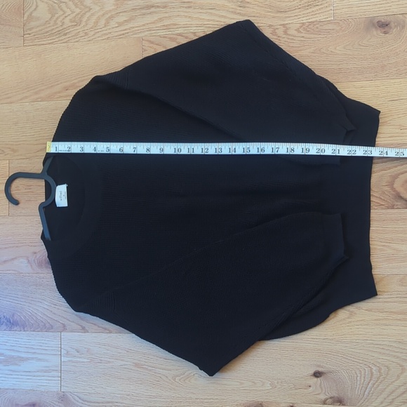 Wilfred / Aritzia. Livvie Crewneck Ribbed Sweater. Black. Size Medium. - Picture 11 of 12